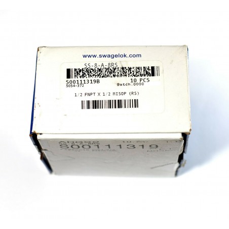 Swagelok Stainless Steel Pipe Fitting Adapter 1/2 in. Female NPTx1/2" SS-8-A-8RS