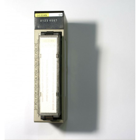 Omron C200H-OC224N Relay Output Module 2A, 250VAC/24VDC