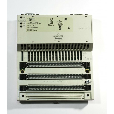 Schneider Electric Momentum 170 ADO 350 00 32 DO with 170 INT 110 00 interbus