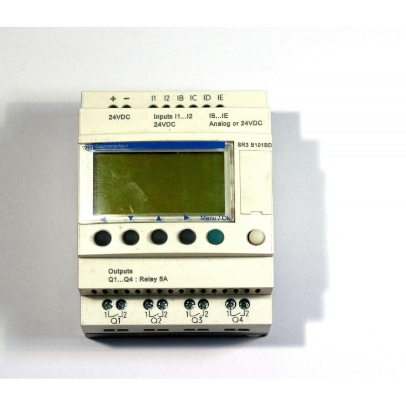 Schneider Electric modular smart relay 10 I O 24VDC clock disp. Zelio SR3B101BD