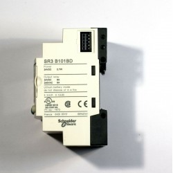 Schneider Electric modular smart relay 10 I O 24VDC clock disp. Zelio SR3B101BD