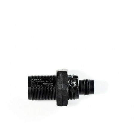 Omron E3FA-TP21-D Through-beam optical proximity sensor receiver