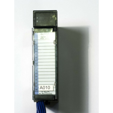 GE FANUC 90-30 Series IC693MDL742E 12/24 Volts dc Output, 1 Amp, Positive Logic