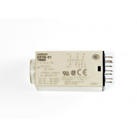 Omron timer 200 to 230 VAC, Output Time-limit: DPDT, ON delay/Interval/F H3YN-21