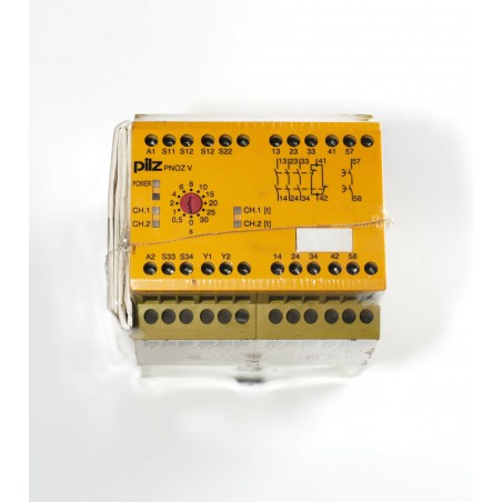 NEW SAFETY RELAY PILZ PNOZ V 30s 24VDC 3n/o 1n/c 1n/o t 774790